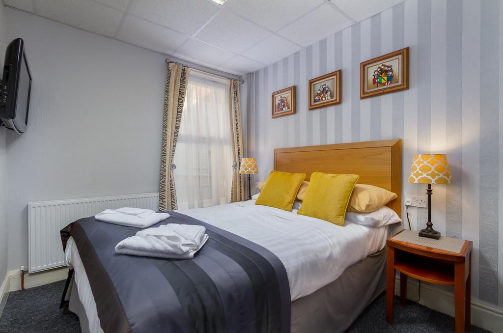 Blackpool Bed & Breakfast Weekend