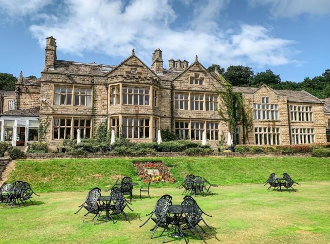 Country Club Hogmanay in Yorkshire